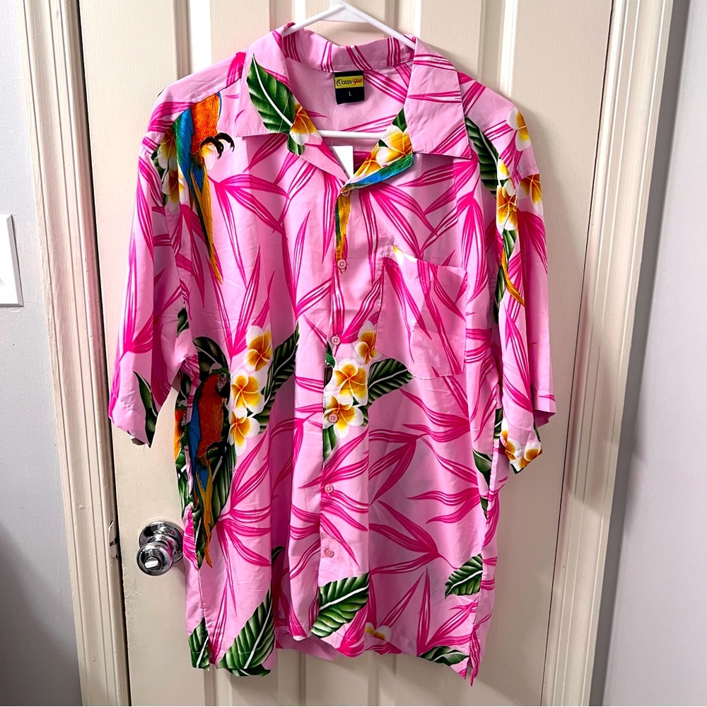 Men’s large pink Hawaiian shirt from Key West